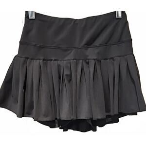 GoldHinge Women’s Black Pleated Tennis Skirt Skort Size Large